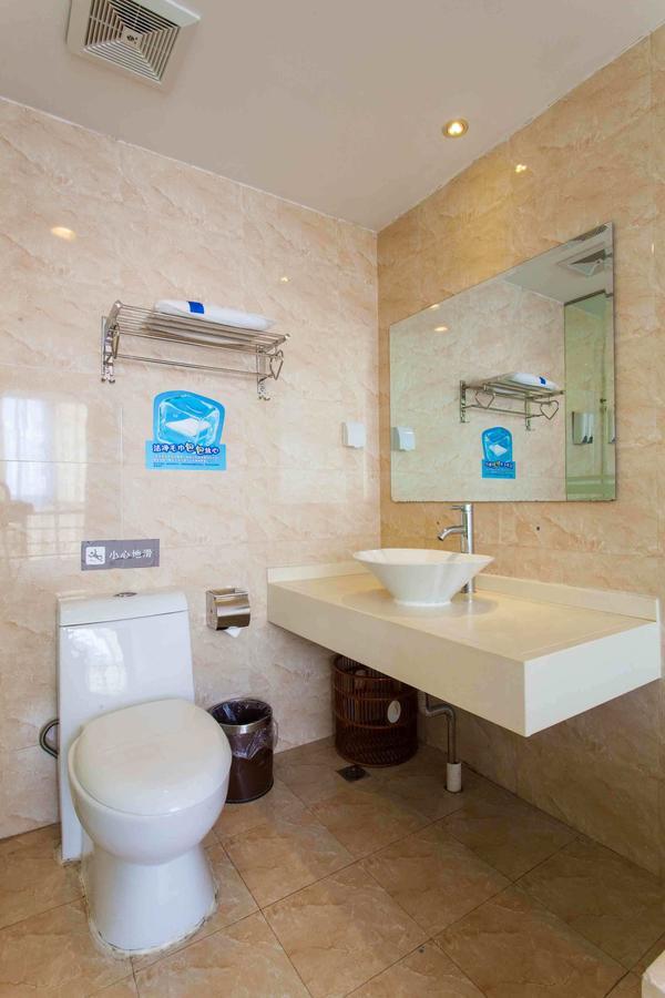 7Days Inn Guangzhou Southern Hospital Medical College Station Exterior photo