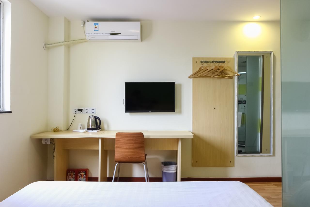 7Days Inn Guangzhou Southern Hospital Medical College Station Exterior photo